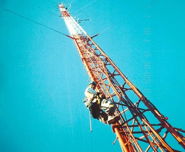 Nathan Stooke on a Wisper tower